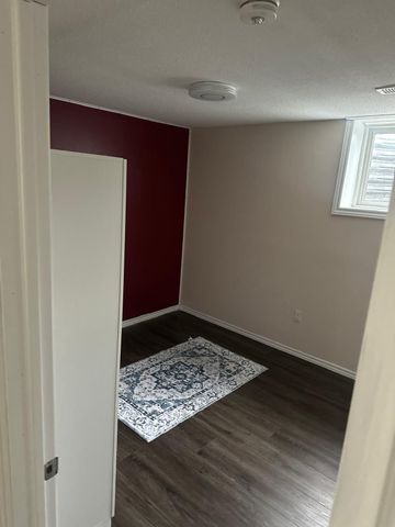 For Lease - 207 Otterbein Road, Kitchener, Ontario - Photo 5