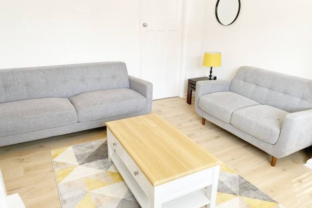 2 Bed Semi-Detached House, Bristol Road, LU3 - Photo 1