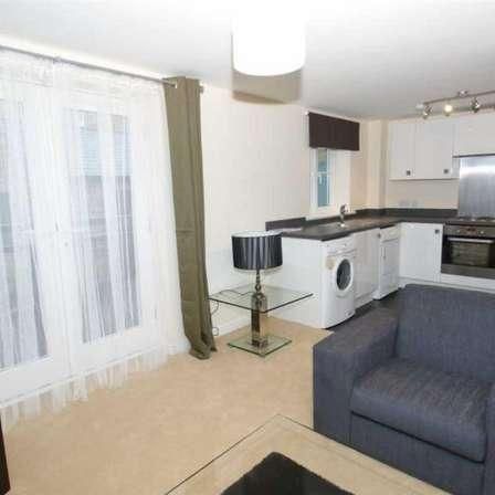 Winker Green, Stanningley Road, LS12 - Photo 1