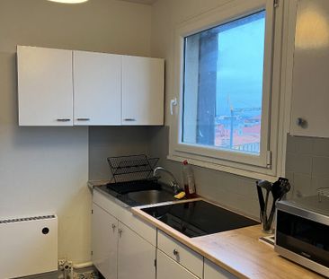 Location Appartement 1 pièce 50m² - Photo 1