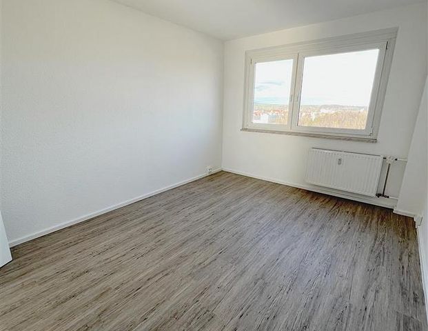 Traumhafte Aussicht vom Sonnenbalkon! Frisch saniert! - Foto 1