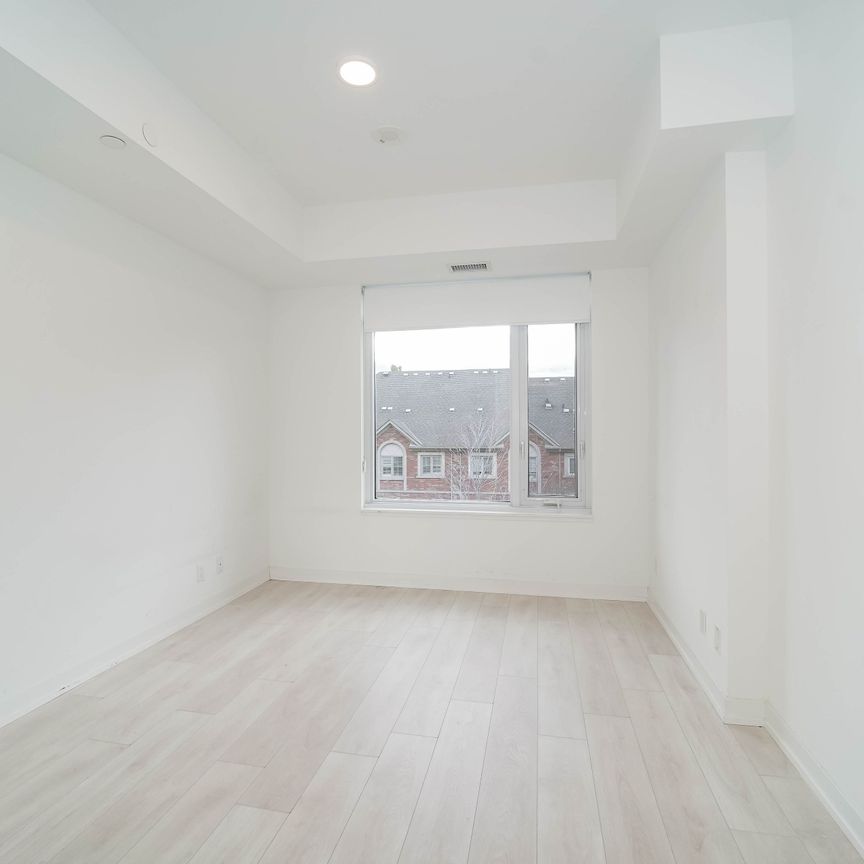 For Lease - 8 Beverley Glen Boulevard Unit# D328, Vaughan, Ontario - Photo 1