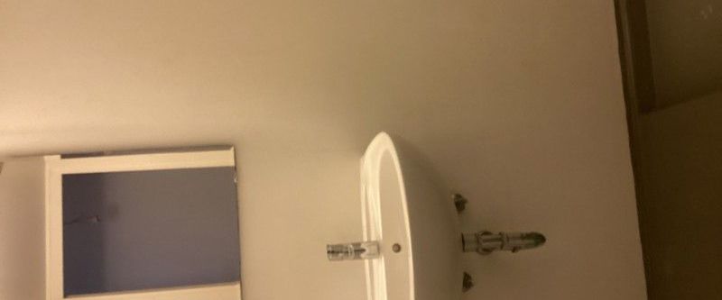 Nur für Studenten/ in mit einer aktuellen Studienbescheinigung. Renovierte 1 Zimmer Wohnung, sofort anmietbar! - Photo 1