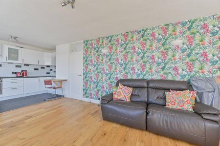 1 bedroom flat to rent - Photo 5