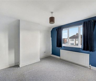 3 bedroom detached house to rent - Photo 5