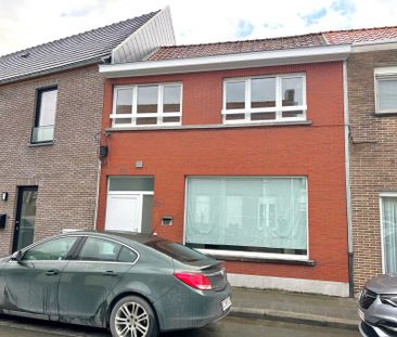 Woning met 2 slaapkamers, tuin en dubbele garage. - Photo 3