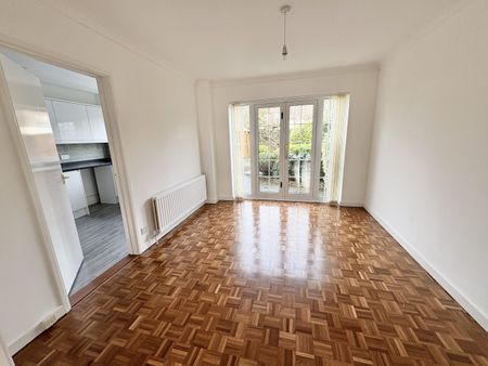 Fairthorne Gardens, Alverstoke, Gosport, Hampshire, PO12 - Photo 2