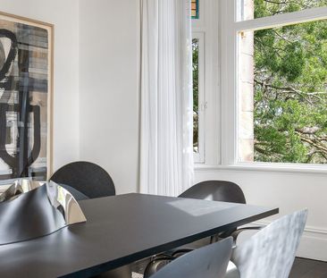 'Glenview', a beautifully renovated landmark sandstone residence - Photo 3