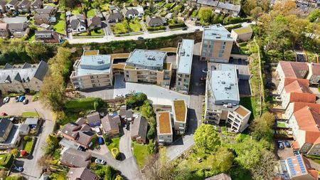 3 bedroom apartment to rent - Photo 3