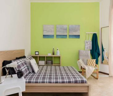 Via dei Pioppi, Cesano Boscone, Lombardy 20090 - Photo 1