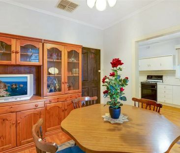 Charming home, great location! - Photo 4