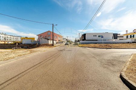 House T4 in Fernão Ferro, Seixal - Foto 3