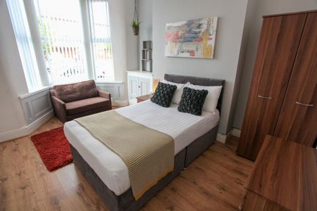 4 bedroom house to rent - Photo 3