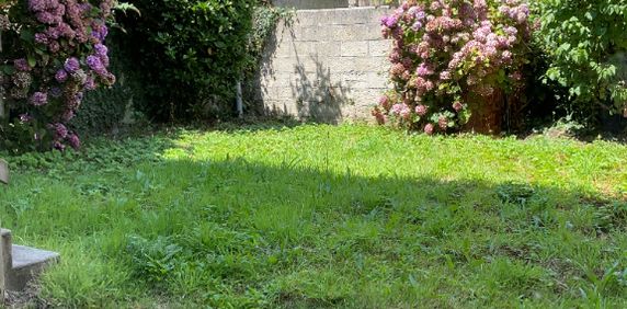 Location Appartement 1 pièce 27m² - Photo 2