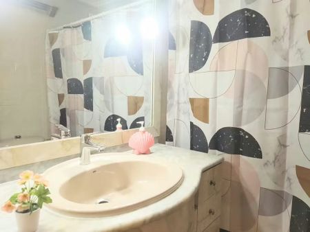 Carrer Isaac Peral, Burjassot, Valencian Community 46100 - Photo 5