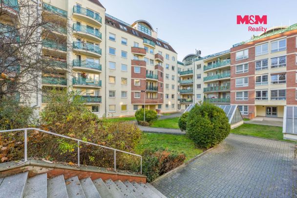 Pronájem bytu 2+kk 58 m² - Photo 1