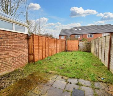 2 bedroom terraced house to rent - Photo 5