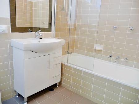 2 Bed 1 Bath - Photo 3