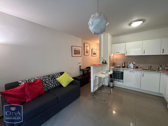 Location Appartement 1 pièce 24m² CANNES 06400 - Photo 1