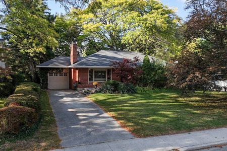 For Lease - 2169 Paisley Avenue, Burlington, Ontario - Photo 5