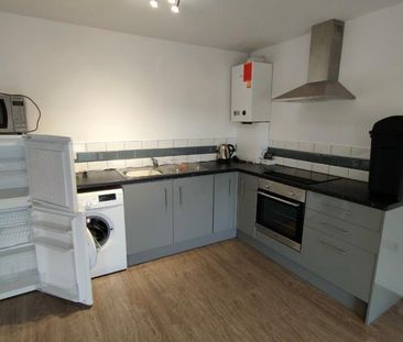 1 bedroom flat to rent - Photo 2