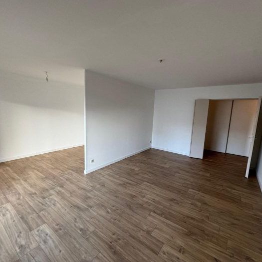 Appartement à louer, 4 pièces - Angers 49000 - Photo 1