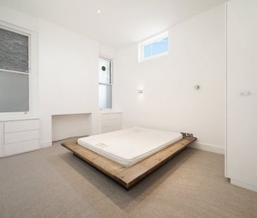 Willesden Lane - Photo 6