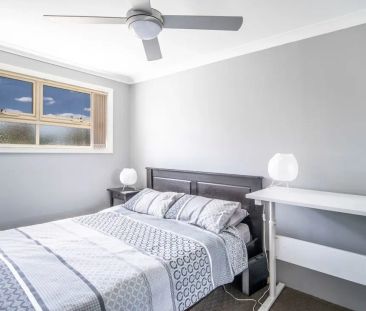 Modern Townhouse in Ultra-Convenient Location - Photo 5