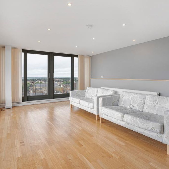2 bedroom flat to rent - Photo 1