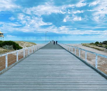 Neat Two Storey Townhouse - Photo 2