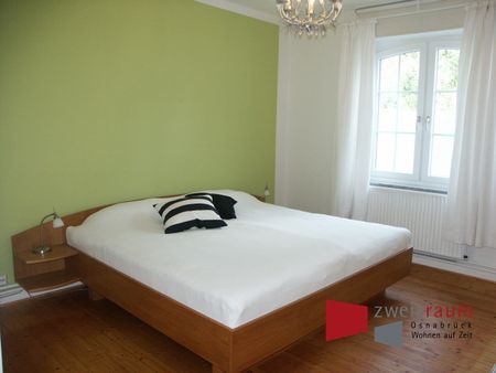 Wüste, ausgefallene 2 Zimmer Wohnung mit Balkon, fußnah zur Innenstadt. - Photo 2
