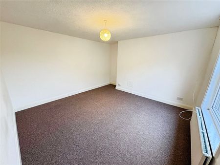 3 bedroom house to rent The Broadway, St. Ives, PE27 - Photo 3