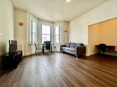 1 bedroom flat to rent - Photo 4