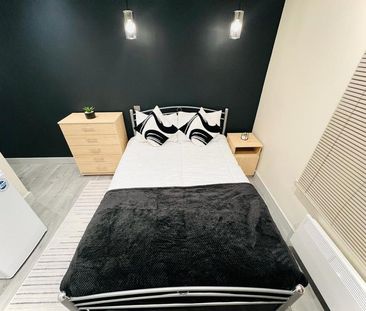 Room in a Shared House, Dunbar St, SE27 - Photo 4