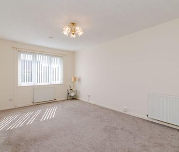 2 bedroom semi-detached bungalow to rent - Photo 4