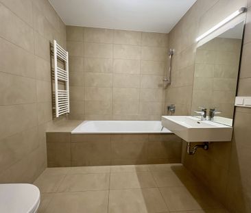 TOP-Ausblick: City mit Stephansdom, Donaukanal, Prater. Concierge, ... - Foto 4