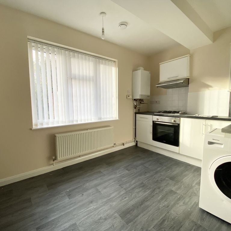 1 Bedroom Flat - Photo 1