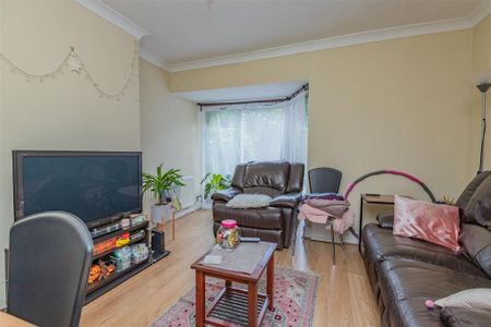 3 bedroom house to rent - Photo 3