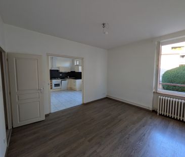 Location Appartement 1 pièce 37m² CHAMALIERES 63400 - Photo 1