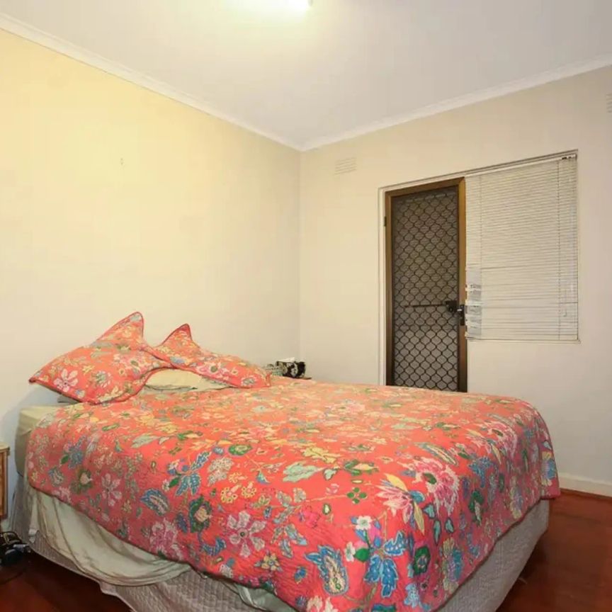 Unit 1/11 Holloway Street, Ormond. - Photo 1