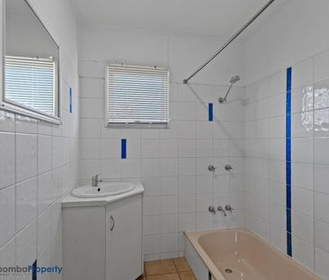 Close to City Centre with huge ADDITIONAL SHED! - Photo 6