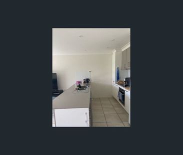 Neat and tidy 2 bedroom Duplex - Photo 2