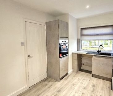 P1759: Hazlehead Place, Hazlehead, Aberdeen - Photo 1