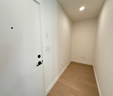 Modern 1 Bedroom Condo With Premium Amenities. - Photo 5