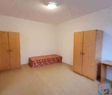 Pronájem bytu 1+1 36 m² - Fotografie 1