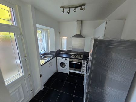 Room in a Shared House, Birmingham, B17 - Photo 5