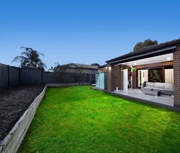 Stunning Family Home - Photo 3