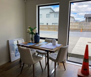 Great location 2 Bedroom Townhouse in Whenuapai - Photo 2