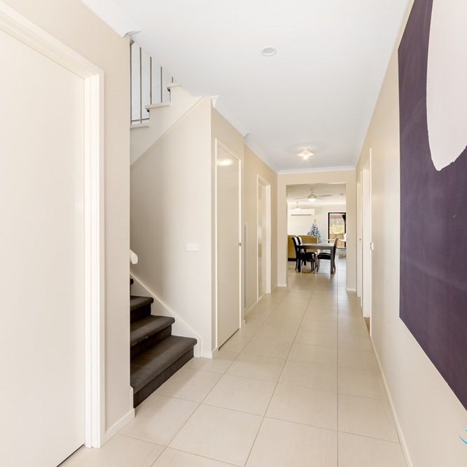 9-bedroom shared house, Chablis Court - Photo 1