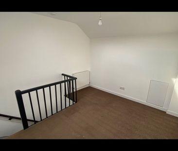3 Bed Terraced House, Gawthorne Street, NG7 - Photo 3